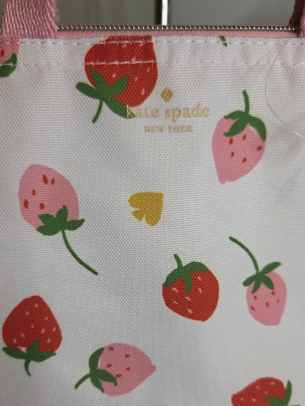 SOLD****Kate Spade Strawberry Insulated Lunch Tote - Picture 2 of 5